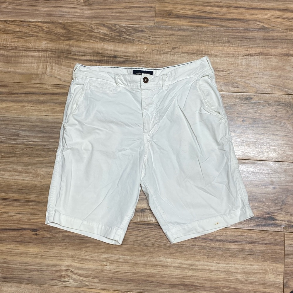 American Eagle mens Ne(x)t Level Flex Classic fit white shorts